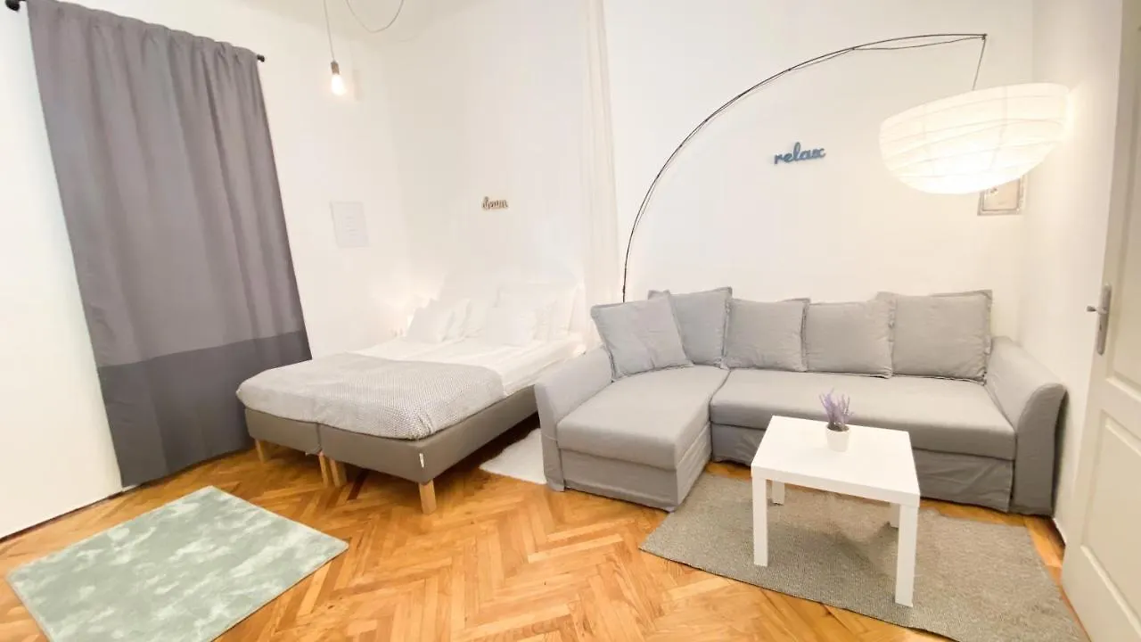 Downtown Lifestyle Budapest Apartment Ungarn